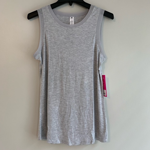 Yogalicious Tops - NWT Yogalicious Mesh Trim Tank Top